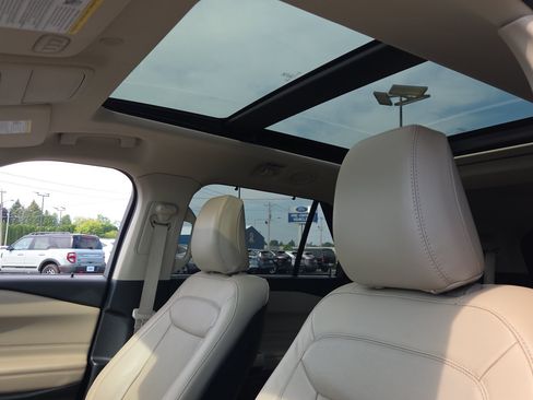 Used 2020 Ford Explorer Limited w/ Class III Trailer Tow Package AWD/4WD image 21