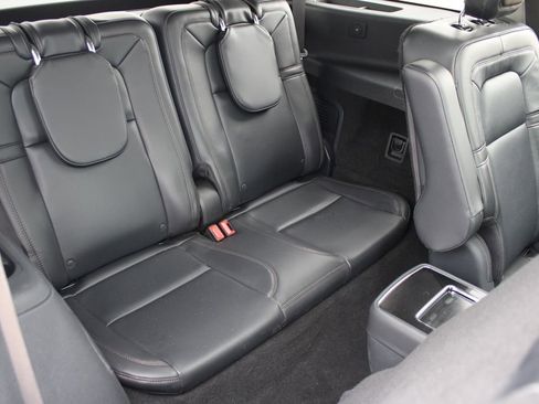 Used 2025 Lincoln Aviator Reserve w/ Equipment Group 201A AWD/4WD image 10