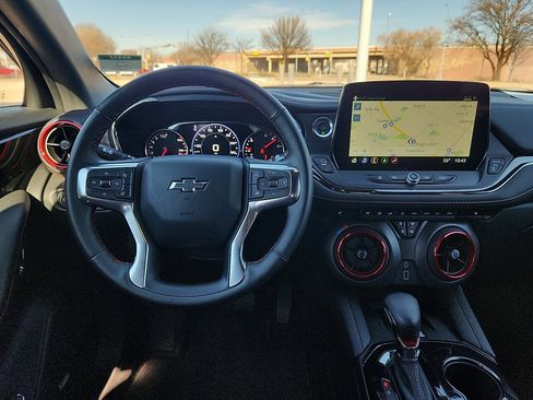 Used 2025 Chevrolet Blazer RS image 6