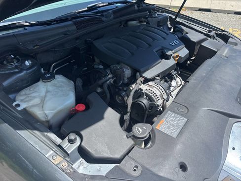 Used 2011 Buick Lucerne CXL w/ Driver Confidence Package FWD image 35