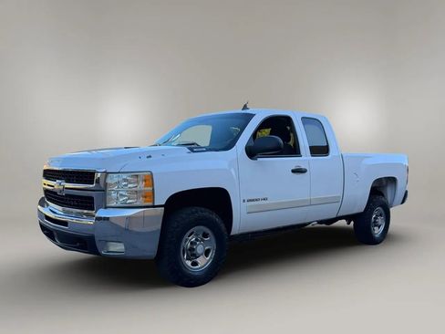 Used 2007 Chevrolet Silverado 2500 LT w/ 1LT Convenience Package RWD image 8