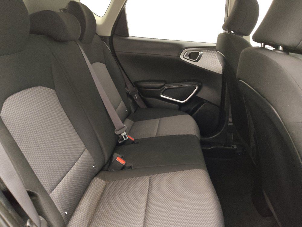 Used 2020 Kia Soul LX FWD image 19