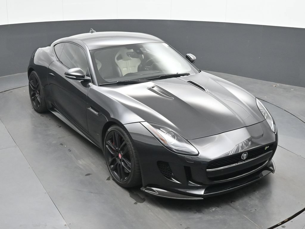 Used 2015 Jaguar F-TYPE R RWD image 29