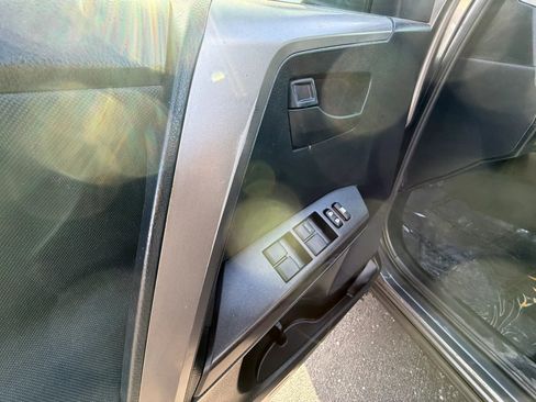 Used 2017 Toyota RAV4 LE FWD image 16