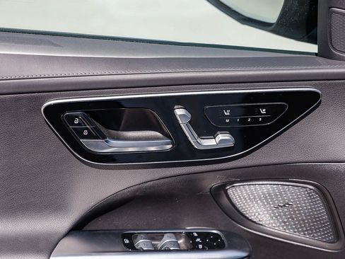 Certified 2025 Mercedes-Benz C 300 Sedan image 22