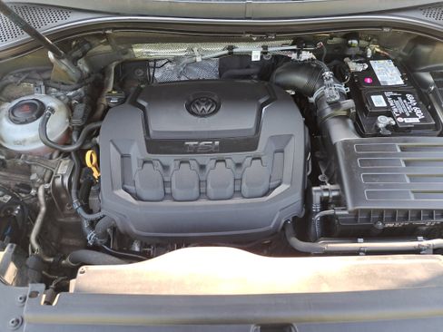 Used 2020 Volkswagen Tiguan SEL image 29