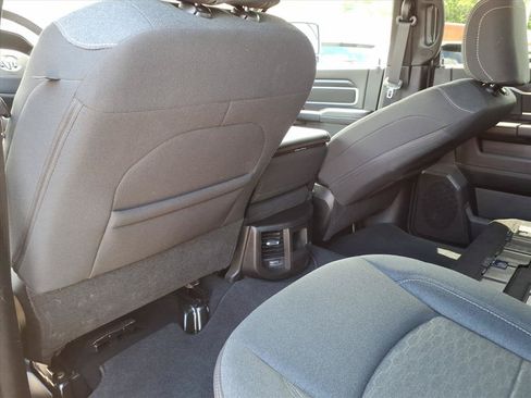 Used 2025 RAM 2500 Big Horn AWD/4WD image 15