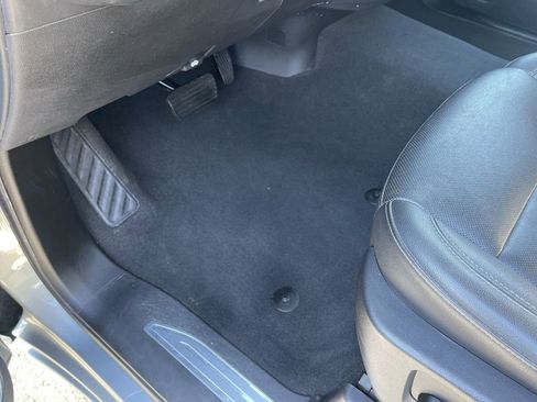 Certified 2024 GMC Sierra 1500 SLT image 35