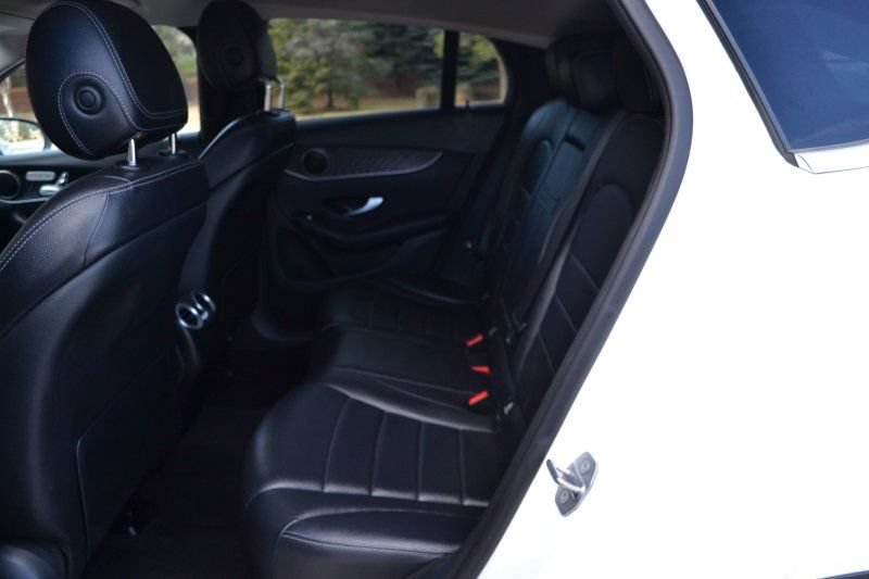 Used 2017 Mercedes-Benz GLC 300 4MATIC Coupe image 30