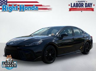 Used 2025 Toyota Camry SE FWD video 1