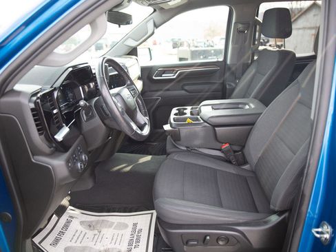 Used 2022 Chevrolet Silverado 1500 RST AWD/4WD image 18
