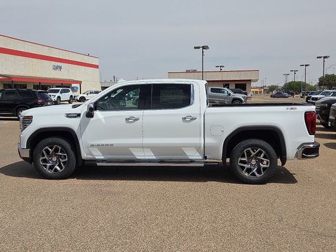 New 2026 GMC Sierra 1500 SLT AWD/4WD image 2