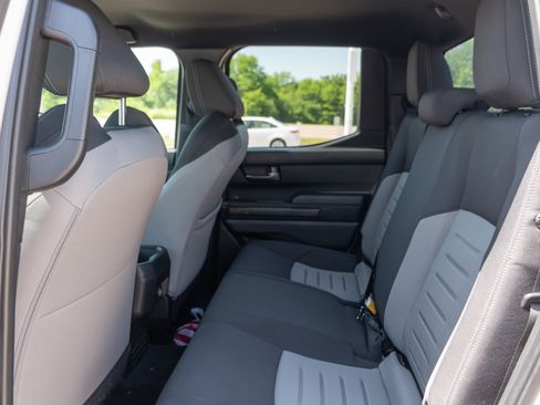 Used 2025 Toyota Tacoma TRD Off-Road AWD/4WD image 18