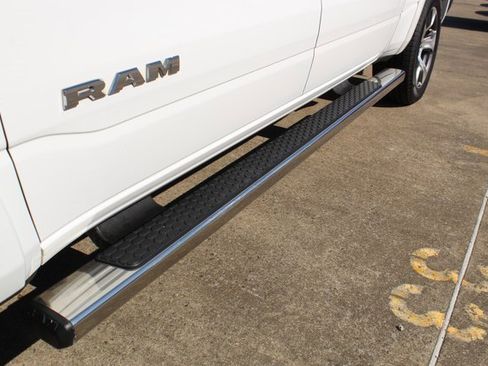 Used 2022 RAM 1500 Laramie image 10