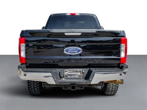Used 2019 Ford F250 XLT w/ XLT Premium Package AWD/4WD image 8