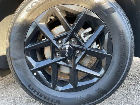 Used 2025 Kia K5 LXS image 30