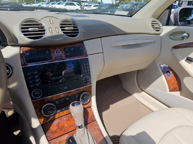 Used 2007 Mercedes-Benz CLK 350 Cabriolet image 16