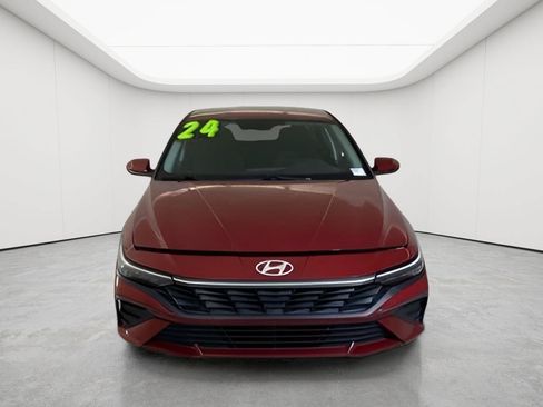 Used 2024 Hyundai Elantra SEL FWD image 25
