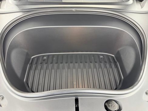 Used 2025 Tesla Model 3 Long Range image 36