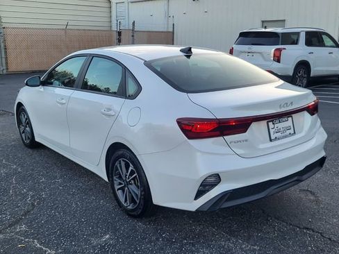 Used 2023 Kia Forte LXS image 5