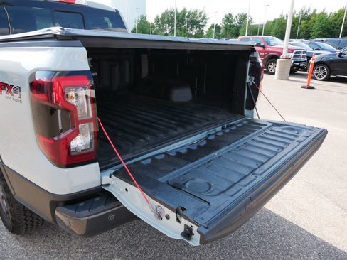 Used 2024 Ford Ranger XLT AWD/4WD image 18