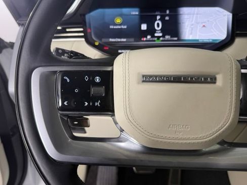 Used 2025 Land Rover Range Rover Autobiography AWD/4WD image 18