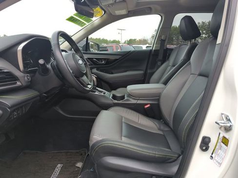 Used 2025 Subaru Outback Onyx Edition AWD/4WD image 11
