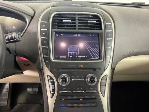 Used 2020 Lincoln Nautilus Reserve w/ Equipment Group 201A FWD image 25