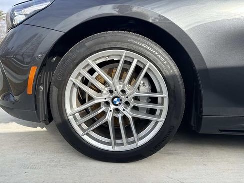 Used 2024 BMW 530i xDrive w/ Premium Package AWD/4WD image 4