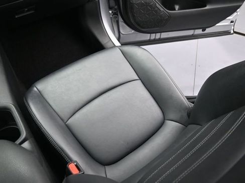 Used 2022 Toyota RAV4 XLE Premium AWD/4WD image 12