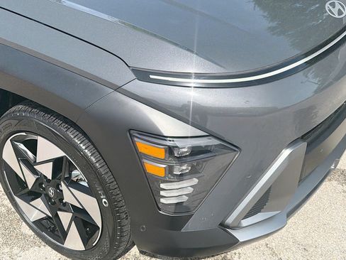 Used 2024 Hyundai Kona Limited FWD image 32