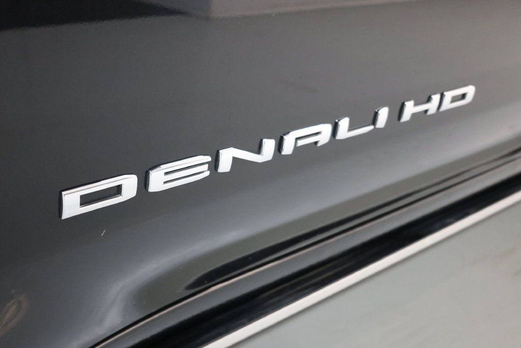 Used 2023 GMC Sierra 2500 Denali w/ Denali Black Diamond Edition AWD/4WD image 78