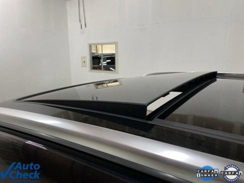 Used 2024 Audi Q4 e-tron Premium image 16