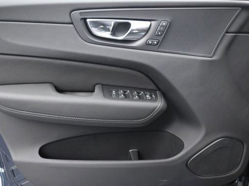New 2026 Volvo XC60 B5 Core AWD/4WD image 10