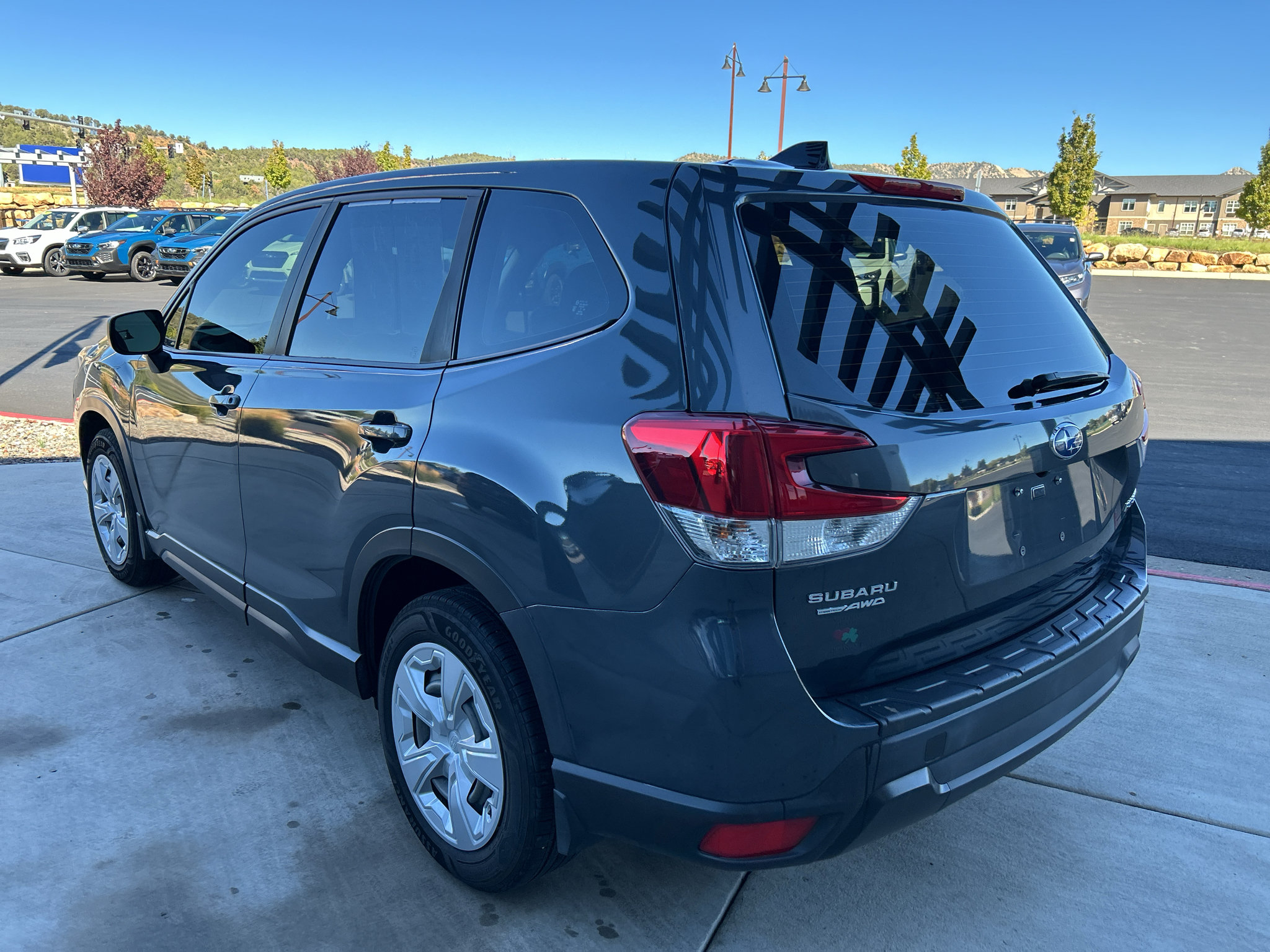 Used 2024 Subaru Forester AWD/4WD image 7
