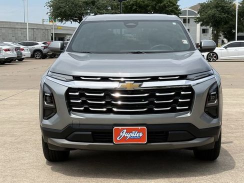 Used 2025 Chevrolet Equinox LT FWD image 8