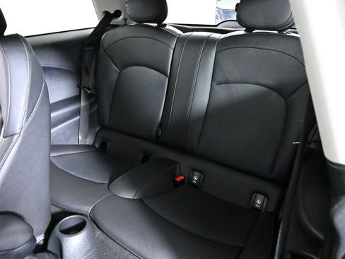 Certified 2023 MINI Cooper SE image 24