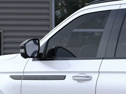 New 2026 Lincoln Navigator Reserve w/ Jet Appearance Package image 20