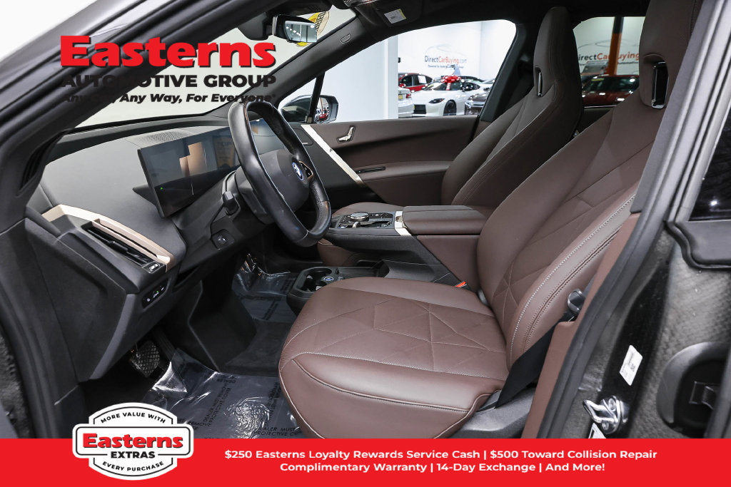 Used 2024 BMW iX xDrive50 AWD/4WD image 10