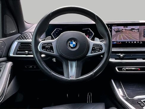 Used 2025 BMW X5 sDrive40i w/ M Sport Package RWD image 5