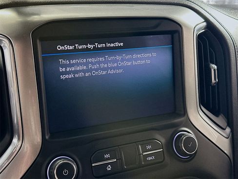 Used 2020 Chevrolet Silverado 1500 RST image 14