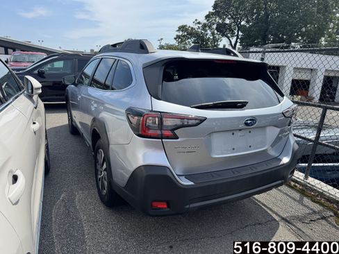 Used 2025 Subaru Outback Premium w/ Popular Package #1A AWD/4WD image 6