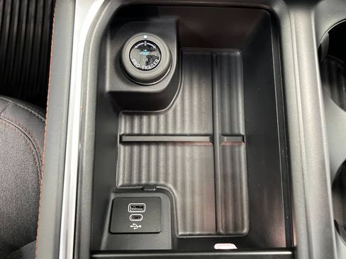 Used 2025 Ford Expedition Active RWD image 68