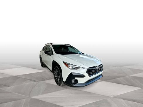 Used 2026 Subaru Crosstrek 2.5i Premium AWD/4WD image 2