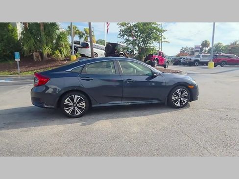 Used 2018 Honda Civic EX-T image 36