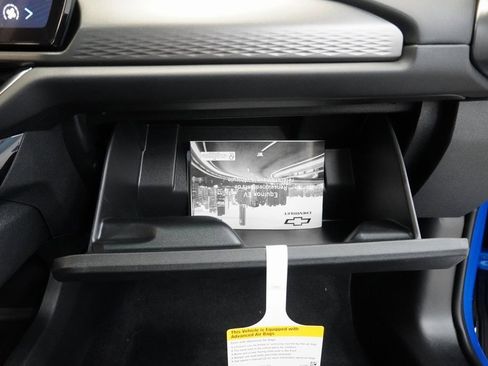 New 2026 Chevrolet Equinox EV LT image 33