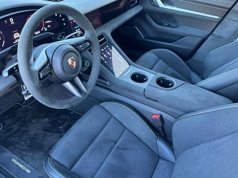 Used 2025 Porsche Taycan Turbo GT image 4