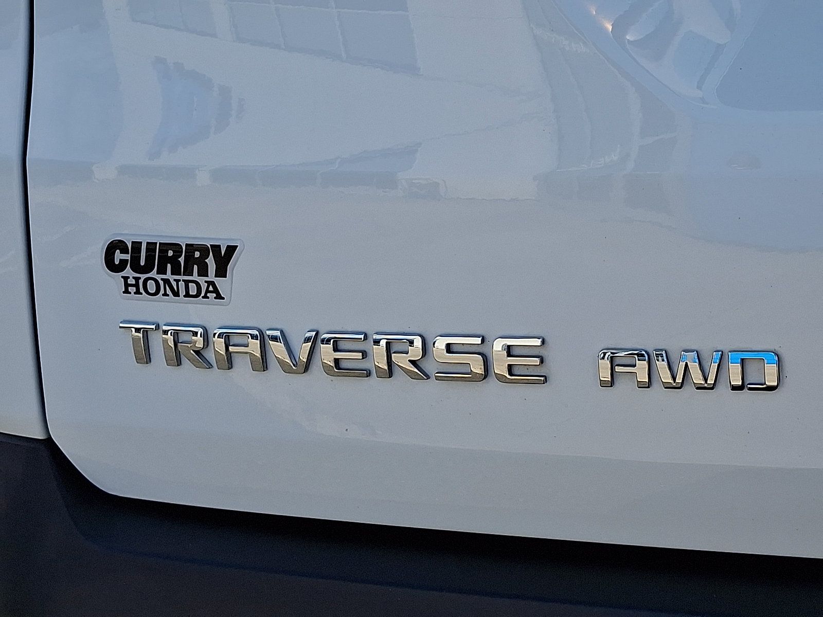 Used 2023 Chevrolet Traverse LT AWD/4WD image 34