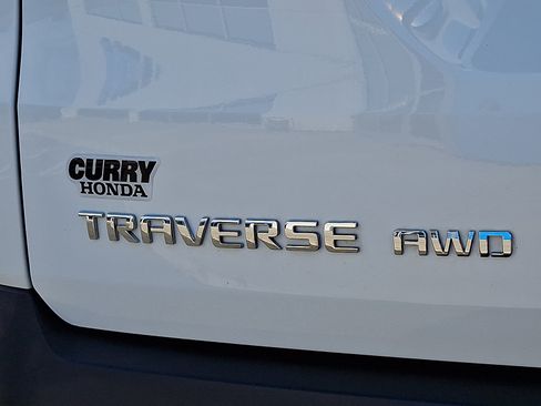 Used 2023 Chevrolet Traverse LT AWD/4WD image 34