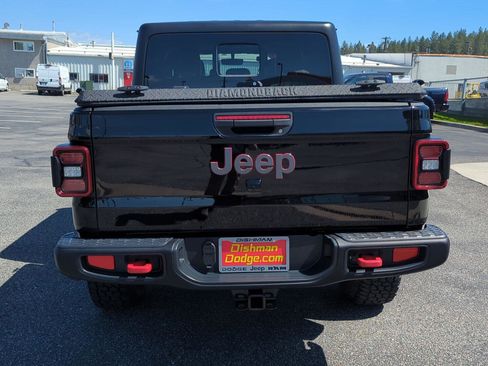 Used 2023 Jeep Gladiator Rubicon w/ LED Lighting Group AWD/4WD image 5